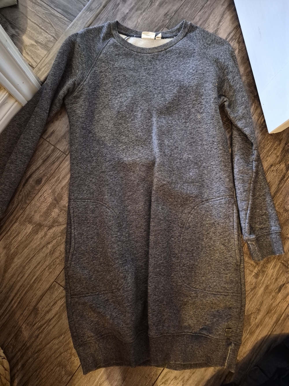 tentree Charcoal Grey Long-Sleeve Sweatshirt Dress